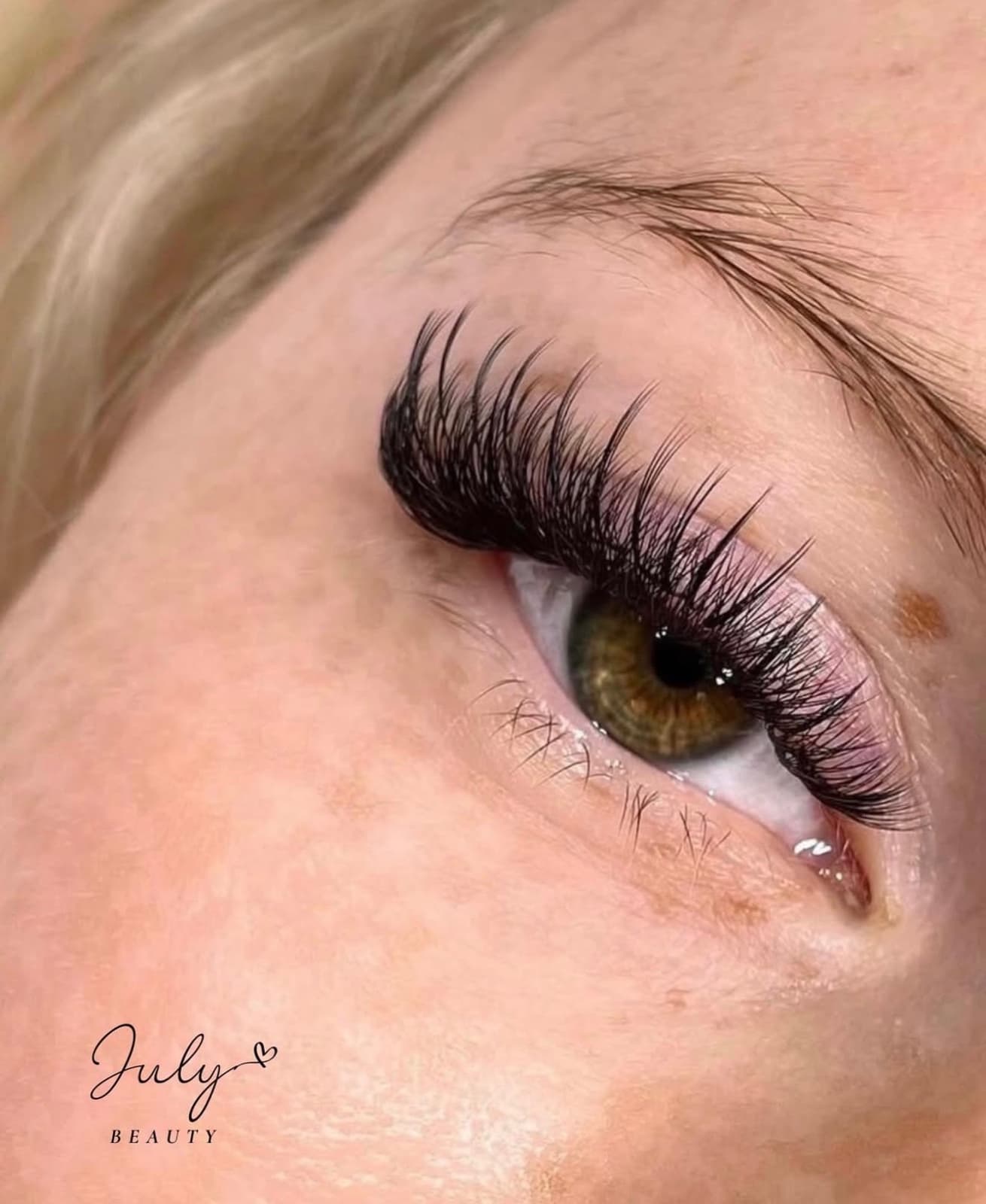 July Beauty — photo 1